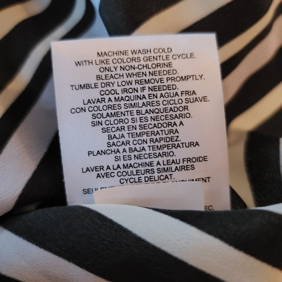 JONES NEW YORK Stripped Button Down Top - Picture 6 of 8